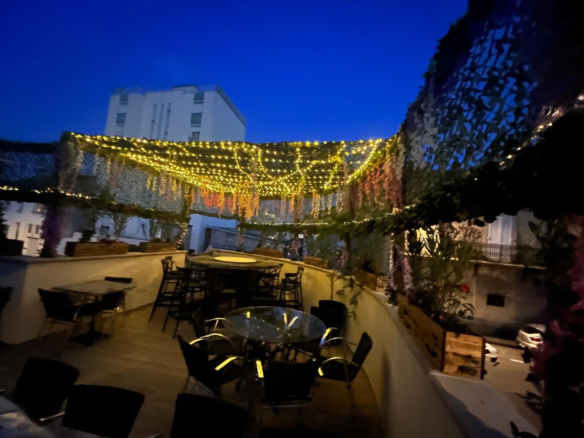 Appart Hotel Les Fleurs Alès Exteriér fotografie